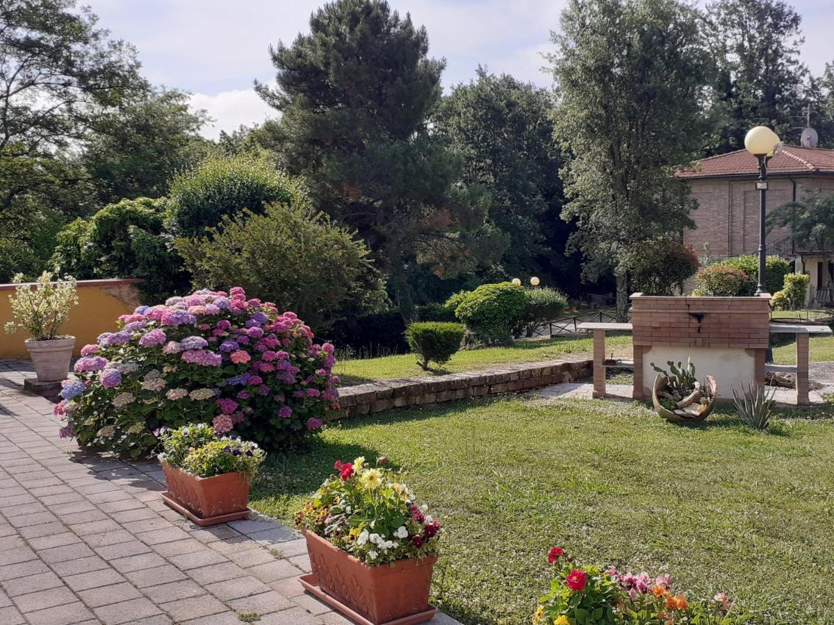 Hotel Residence Sant'Uberto Roccastrada Esterno foto